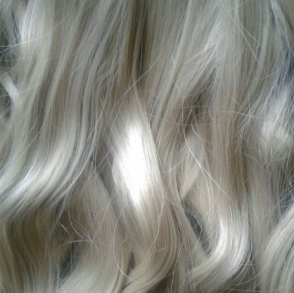 Hair extensions - Picture 3 of 8